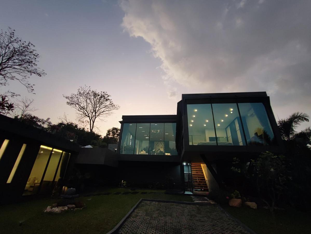 Villa Obsidian, With Staff, Sea View And Walk To Choeng Mon Beach Bagian luar foto