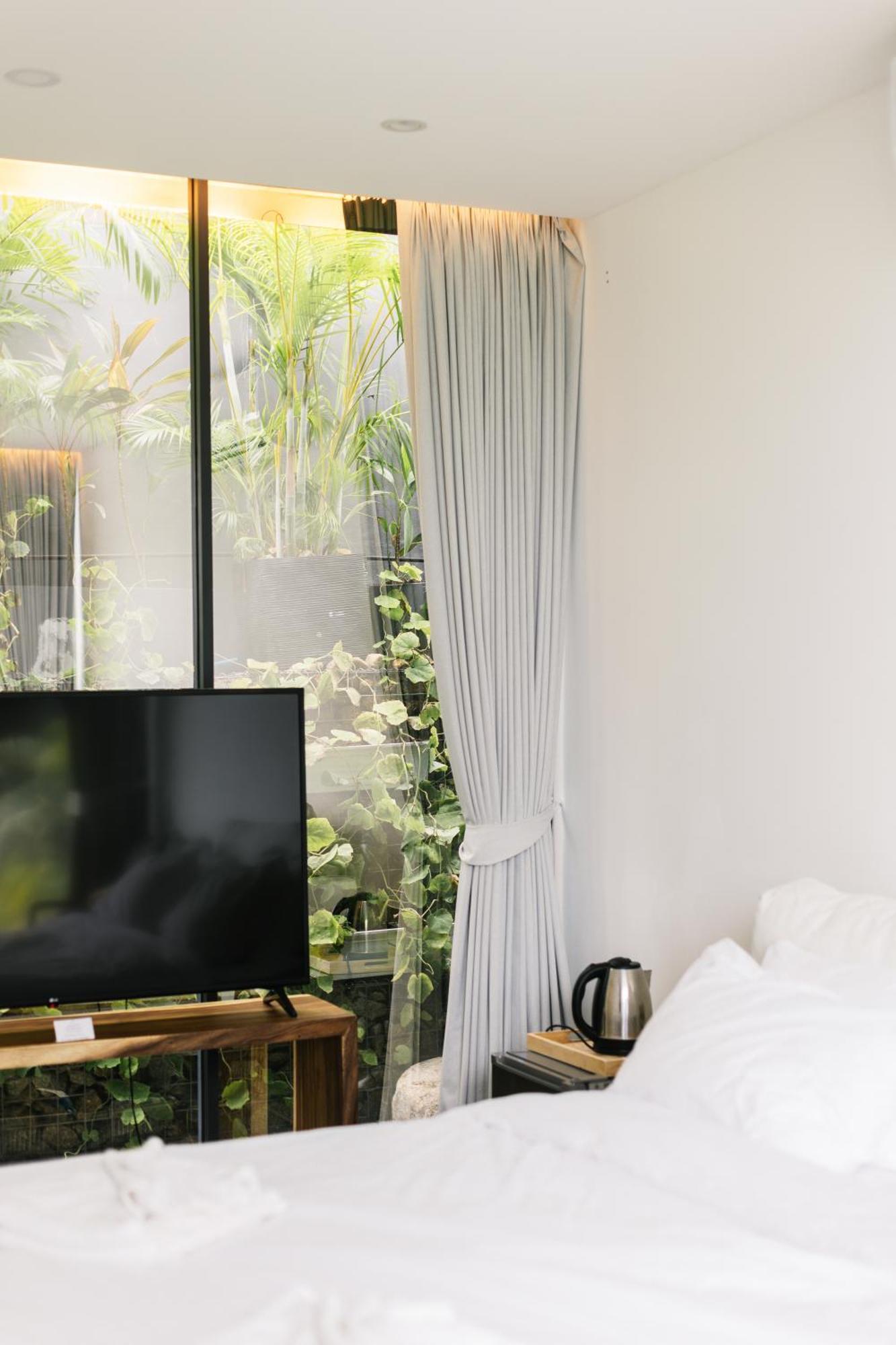 Villa Obsidian, With Staff, Sea View And Walk To Choeng Mon Beach Bagian luar foto